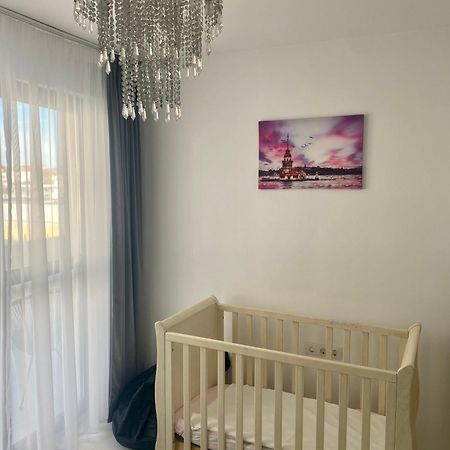 White Luxury Apartment ซีบิว ภายนอก รูปภาพ