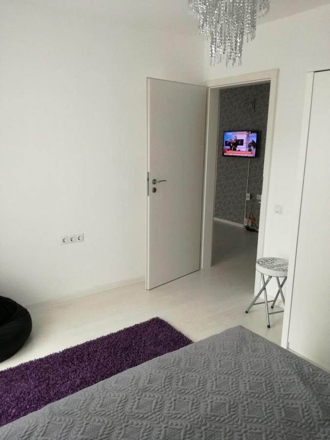 White Luxury Apartment ซีบิว ภายนอก รูปภาพ