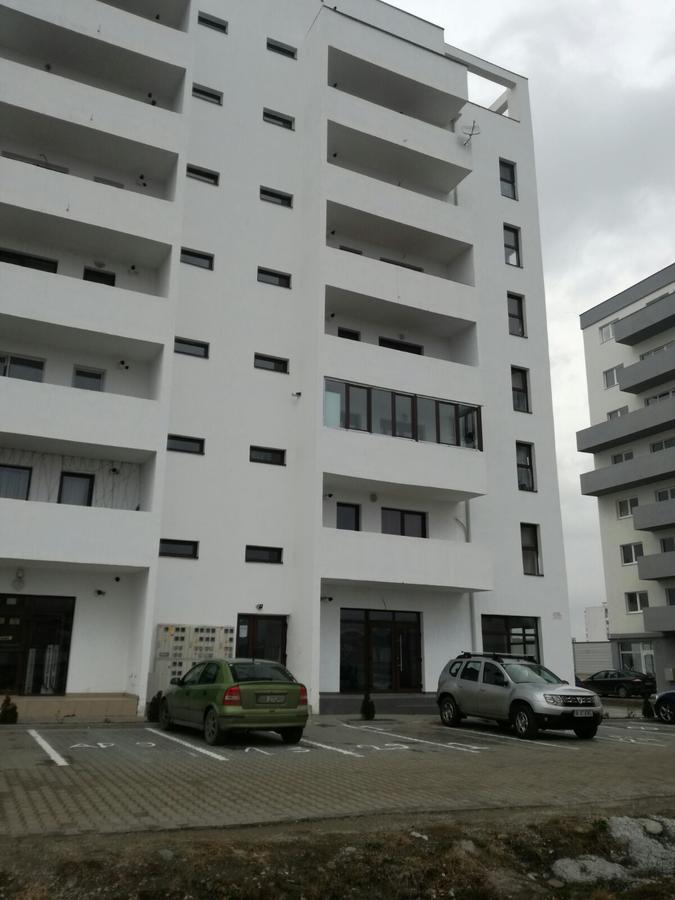 White Luxury Apartment ซีบิว ภายนอก รูปภาพ